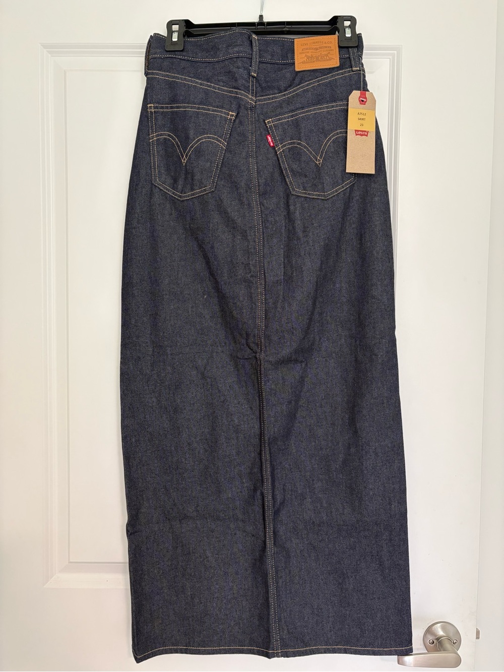 Levi’s Premium NWT Dark Wash Denim Maxi Skirt Front Slit 23